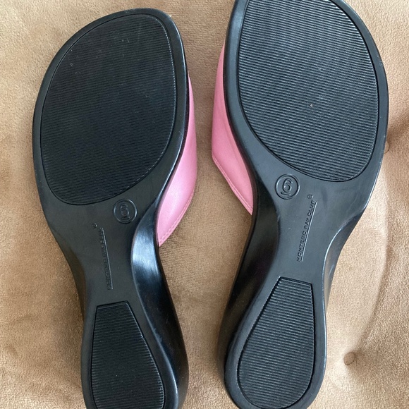 Montego Bay Club Pink Slide Sandals Size 6 - Picture 3 of 6